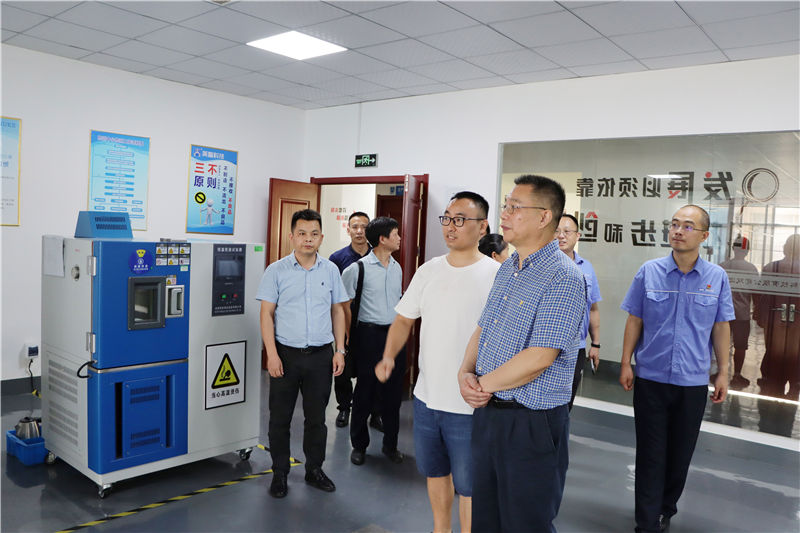 中船海洋裝備集團副總經理陳建萍一行到九江英智科技有限公司調研